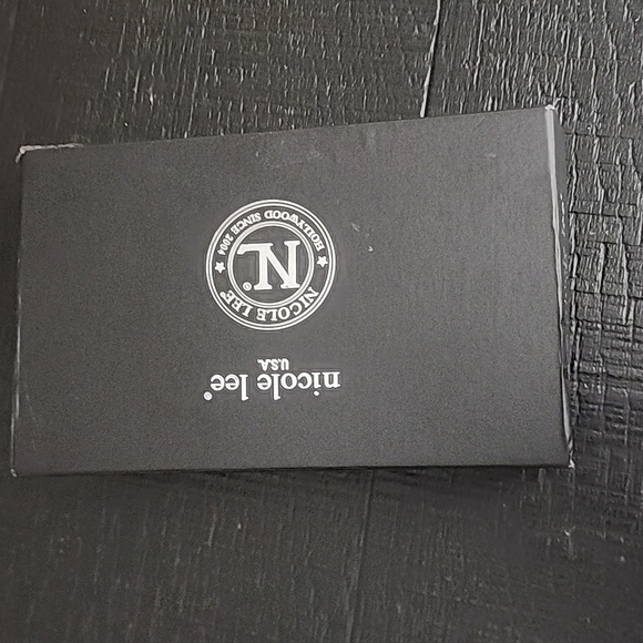 Nicole Lee Black Wallet with Colorful Floral Design and a Pair of Earrings - Picture 6 of 10